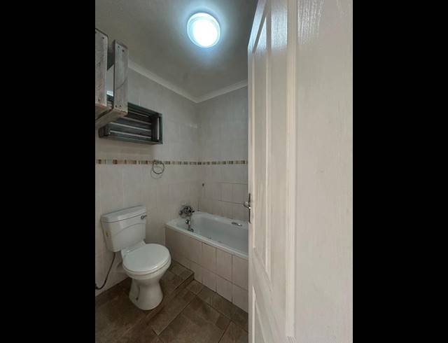 2 BEDROOM APARTMENT FOR SALE IN MANABA BEACH